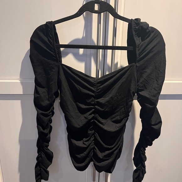 Black stretch reformation top - Picture 2 of 4